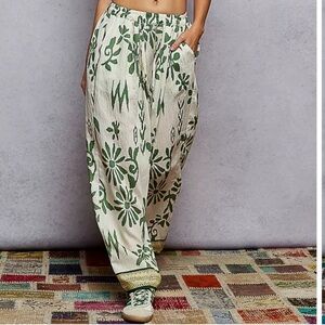 NEW POL Elastic Waistband Wide Leg Pants with Drawstring  Floral Green Print M/L